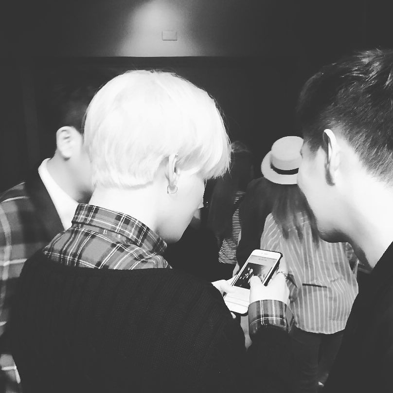 bontheblock's tweet photo. [BLOCK B JAPAN (Instagram)] Going out Bee〜😎 Let’s go #ItsTheStart #Yugu @ uk_530 go!!! #toy #BLOCKB #BBC #Beestagram https://t.co/PvGAwe9v3H