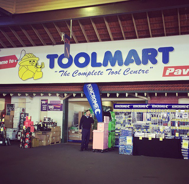 PerthRacingSec's tweet image. The Toolmart Perth Tradies Expo underway this wkend at Ascot! Come take a look #Ascothappens