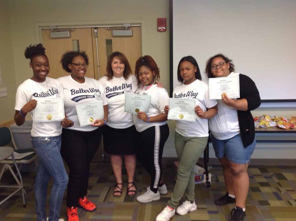 DebLecklider's tweet photo. These girls have captured my heart - John Marshall students rock! Congrats! #ButlerWay16 #mentoring #inspirational https://t.co/EmRyW1ppqm