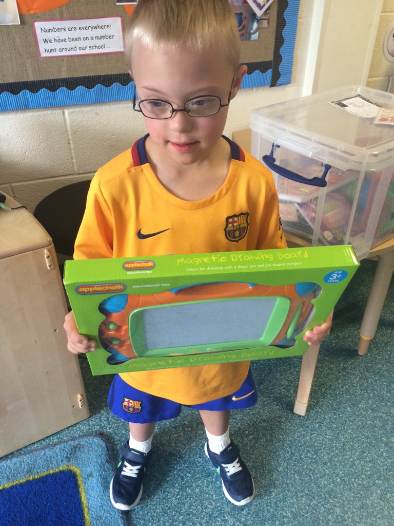 EYFSFloMelly's tweet photo. Our maths meerkat winner this week! He used maths at home counting his sausages on his plate! #mathscount https://t.co/qm4tXFxWtc