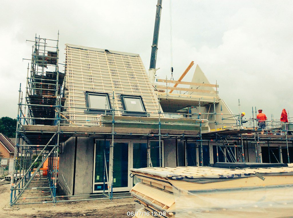 HarmenByl's tweet image. Hoogste punt bij de woningen @Sintmapark #Tolbert ! Vandaag fijne traktatie gekregen van onze klanten, Super!!