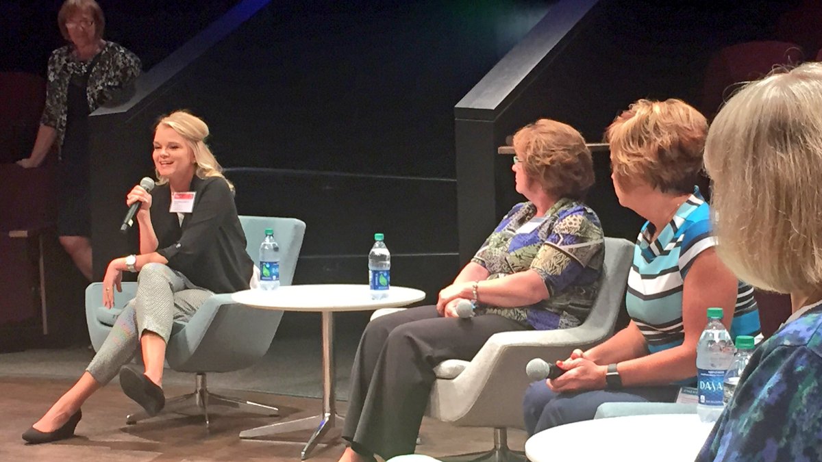 MEDITECH's tweet photo. Panel Discussion: Strategies for Caring for Your Populations #populationhealth #MNHC2016 https://t.co/wfDIhA181L https://t.co/m3MsgCOXrJ