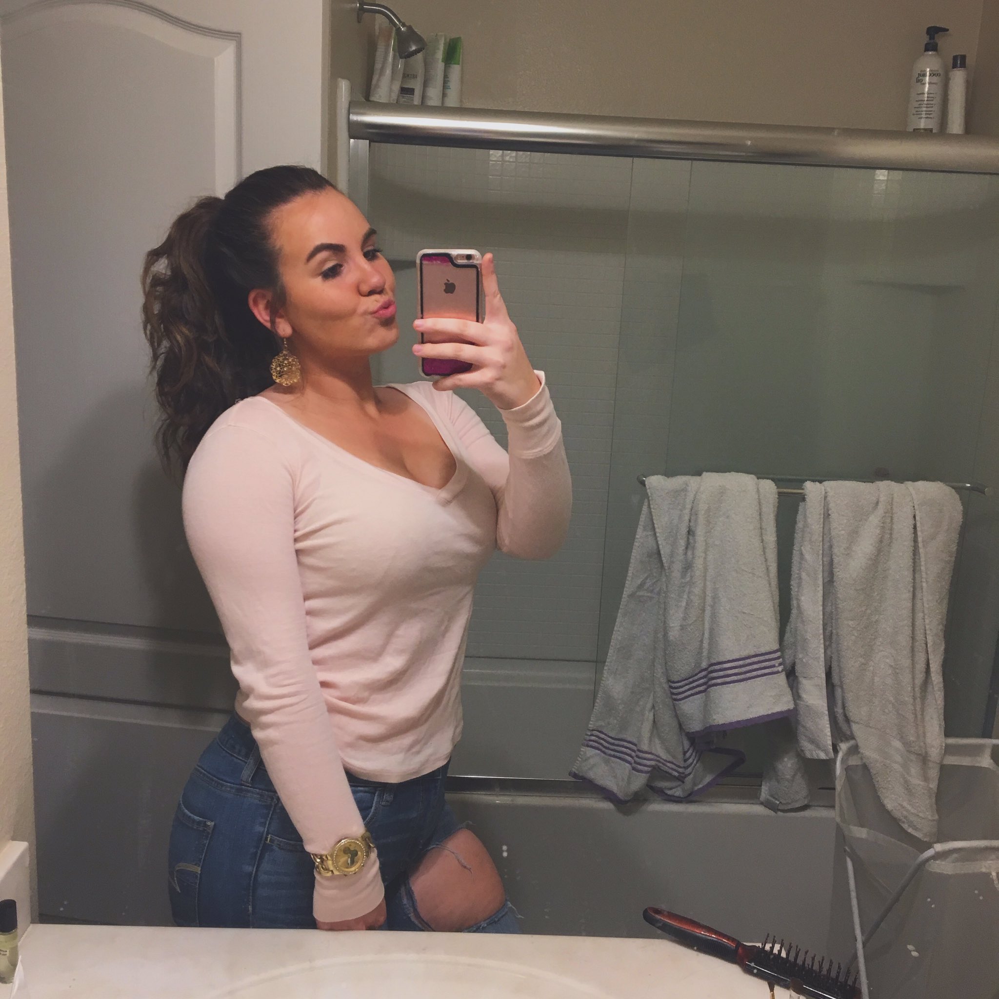 Nicole Mozzafiato on X: Better late than never😇 #latinasbreaktheinternet  🇦🇷🇪🇸🇨🇴 #whitegirlsbreaktheinternet 🇺🇸🇬🇧🇮🇹🇨🇮🇩🇪  t.co6uSBlZcY7V  X