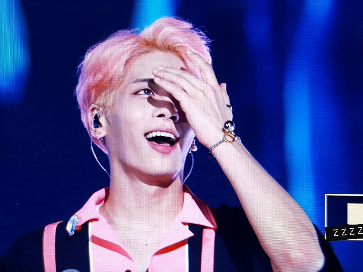 1210Heena's tweet photo. 160617 수원 kpop #종현 #Jonghyun https://t.co/1swGDAxets