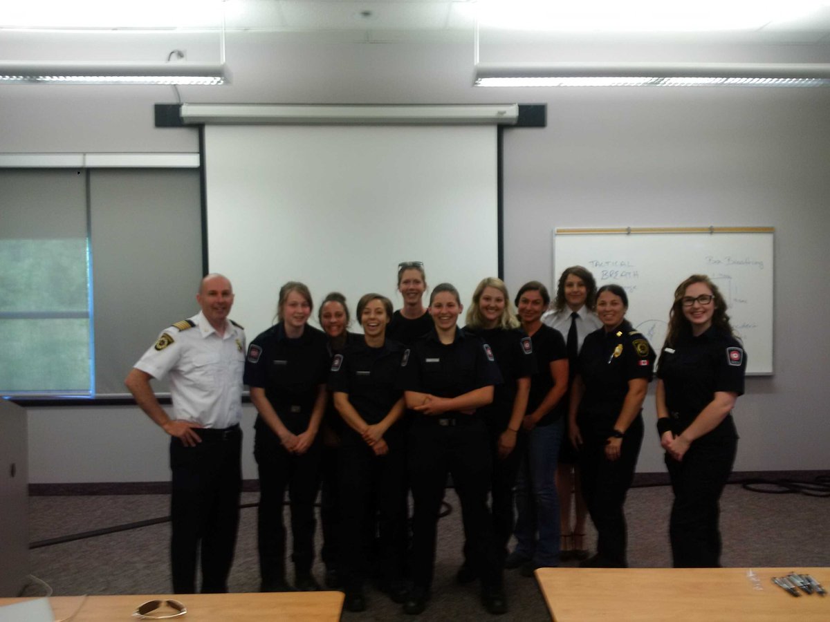 ChiefRehill's tweet photo. KFD welcomes our Young Female Firefighter day participants at our Regional Training Centre. @KitchFire https://t.co/bGwZQx8LlJ
