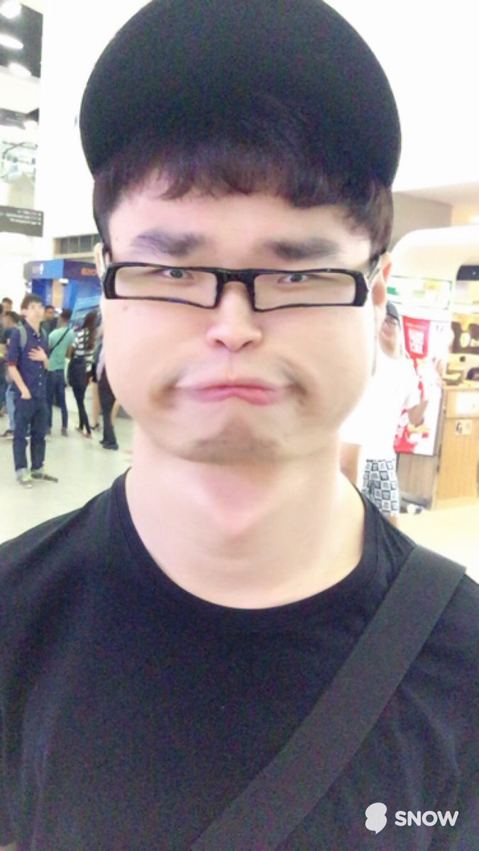 peppermint03's tweet photo. Hello there @classicomiochi 😎 https://t.co/k8YZKFOFD1