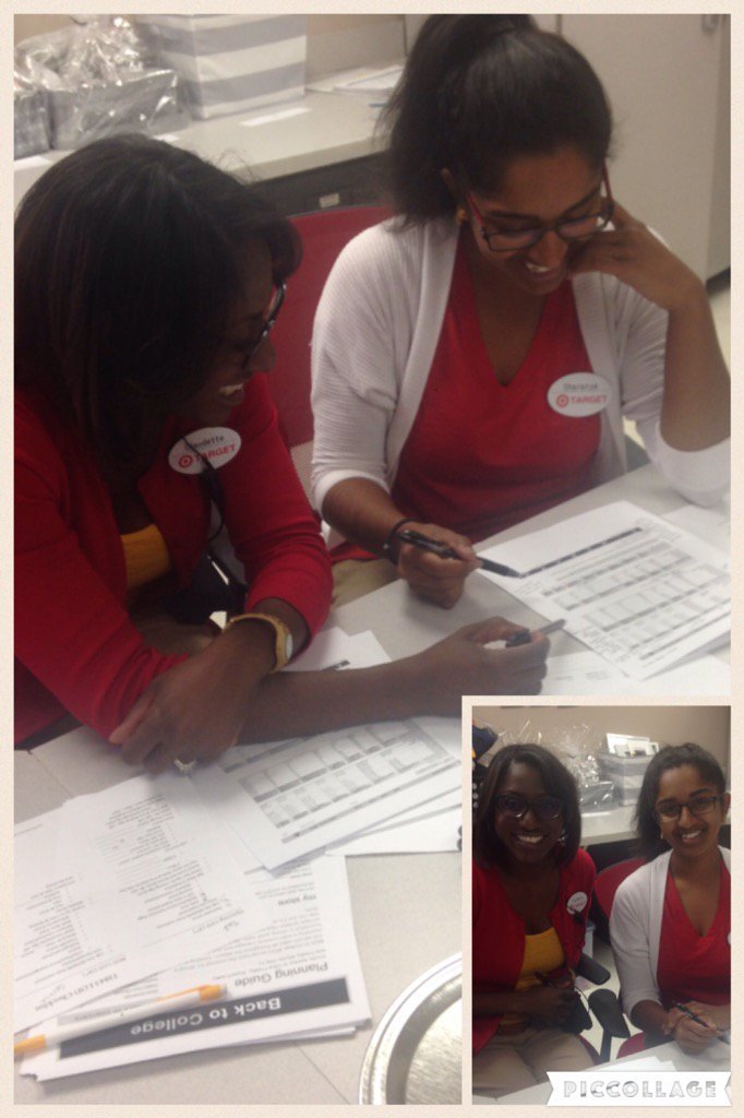 ClaudetteDsmith's tweet photo. My intern Shay is digging into sales and payroll this morning! #T1843TheMachine #D232LivesInBeastMode https://t.co/84wxsp98lg