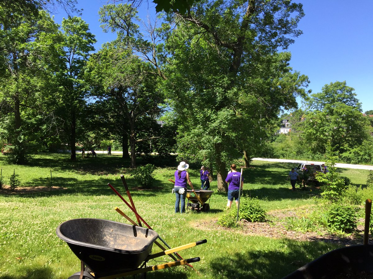 AnthonyCalvino's tweet photo. #fedexcares spreading mulch to preserve natural habitats. https://t.co/49aSYFkDpl