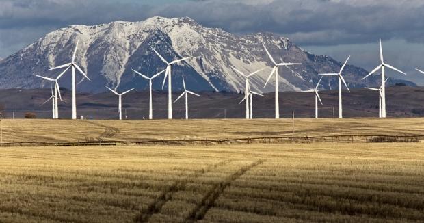 KurtKrienitz's tweet photo. Find out how #windpower jobs are booming at @Vestas right here in #Colorado. - https://t.co/PYJRCq4vAh https://t.co/ESsi0HlCk7