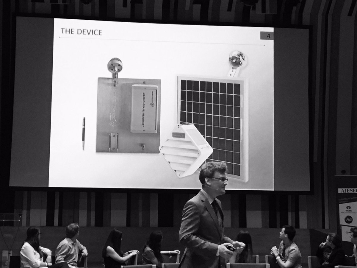 My_WayProject's tweet image. Smart vineyard presentation at #startupest #yentrepreneur