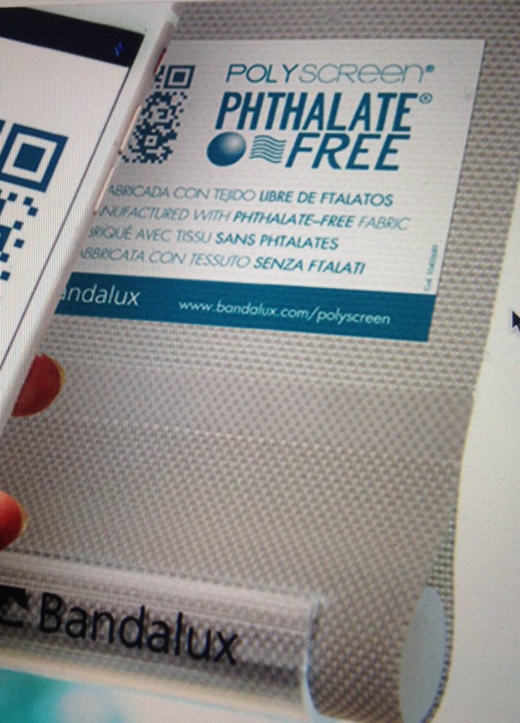 DECOMAT's tweet photo. El teixit #polyscreen de la #cortina #bandalux està lliure de #ftalats #casasana https://t.co/OXFao5LIKe