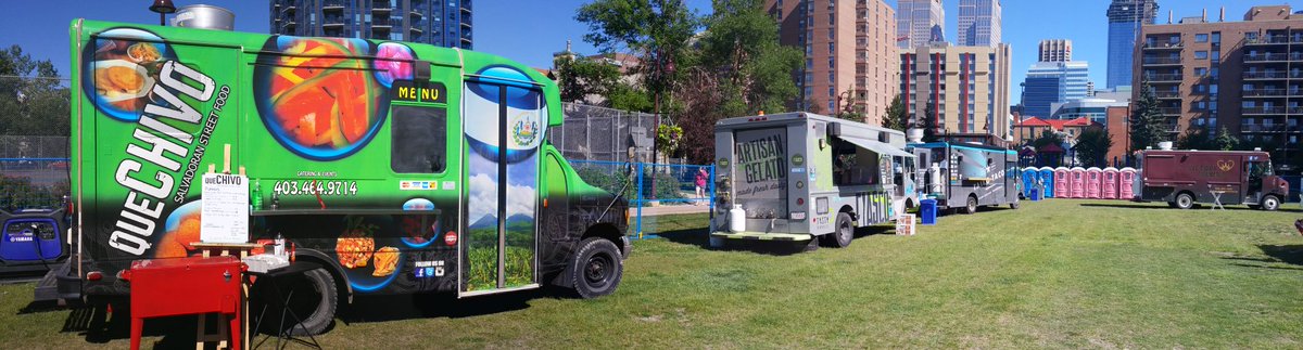 calgaryquechivo's tweet photo. Join us at #PicnicInVicPark for some cheesy pupusas! Be sure to try our crazy corn on the cob! https://t.co/SbuXYk4I6U