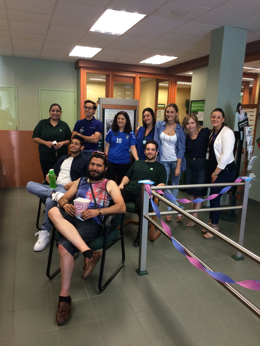 carmdelduca_td's tweet photo. Enjoying some popcorn with our legendary customers while watching the soccer game! #legendarylei @AndresM_TD https://t.co/OeLjmViy9U