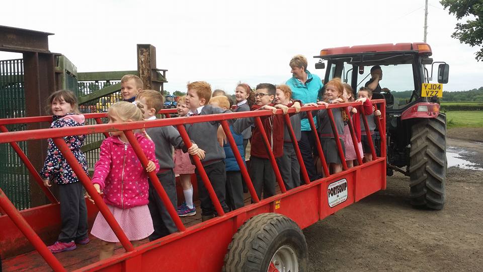 <a href="/JalexHerd/">Jalex</a> was the teacher today for these school kids! <a href="/jalexwife/">Ruth H Alexander</a> - looks like they enjoyed the tour on wheels too!