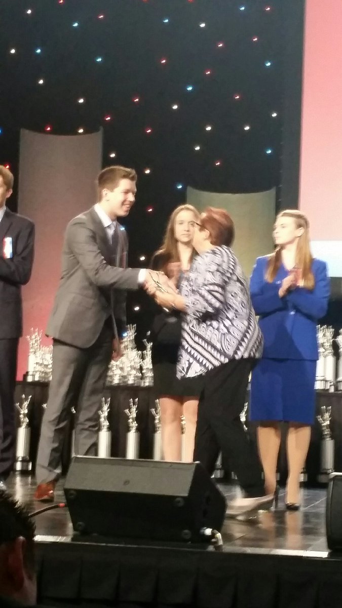 spudspeech's tweet photo. Congrats Quinn! 11th place finish at #Nats16 in U.S. Extemporaneous Speaking! https://t.co/IaYBo0Ci2S