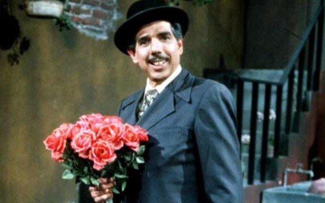 Rachel_Nascimen's tweet photo. Estou tão triste que o #ProfessorGirafales faleceu :( #RIP #DescansaEmPaz https://t.co/z6CJEsn8lH