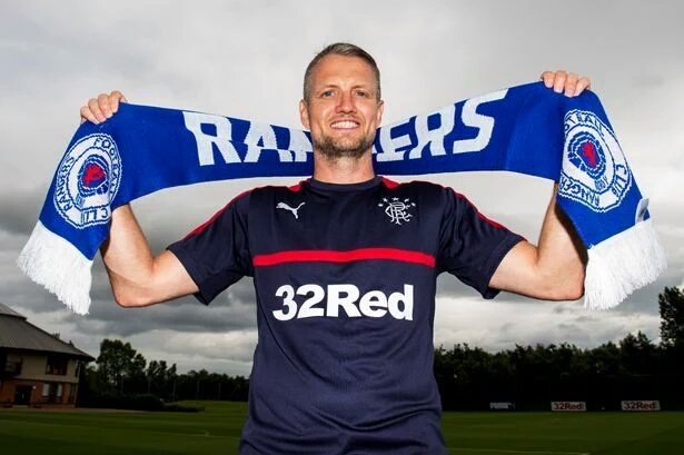 RangersNewsHQ's tweet photo. #WelcomeClint https://t.co/fnnorEFPZh