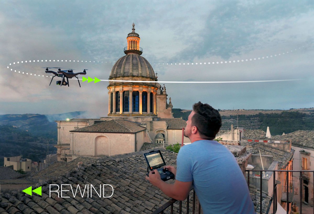 3DRobotics's tweet photo. NEW Solo Software Release: The Biggest Software Update for A Drone — EVER    https://t.co/BgLzaOiGqG https://t.co/TpOTN76Crb