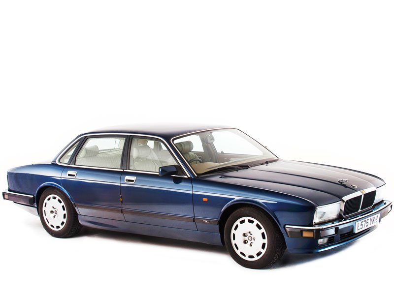ClassicCarsForSale tweet media