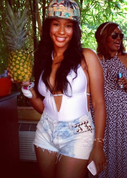 Bossip's tweet photo. Who Is The Baddest Baller Wife? #Ayesha #Savannah https://t.co/zWg5NiIvIR