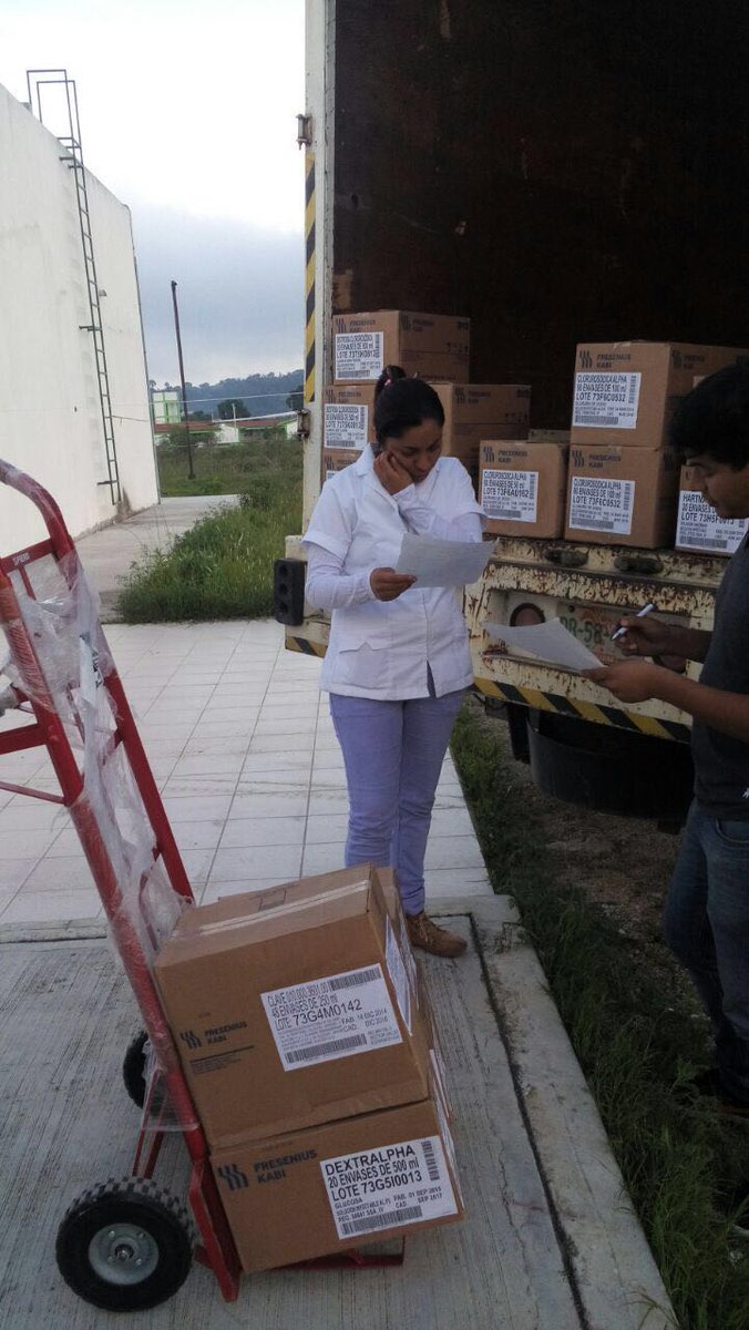 SSaludChiapas's tweet photo. #AbastoDeMedicamentos Siguiendo instrucciones de Gob. @VelascoM_ atendemos #HBC de Teopisca @pacoortegar @SSalud_mx https://t.co/HVq8VzAj8s