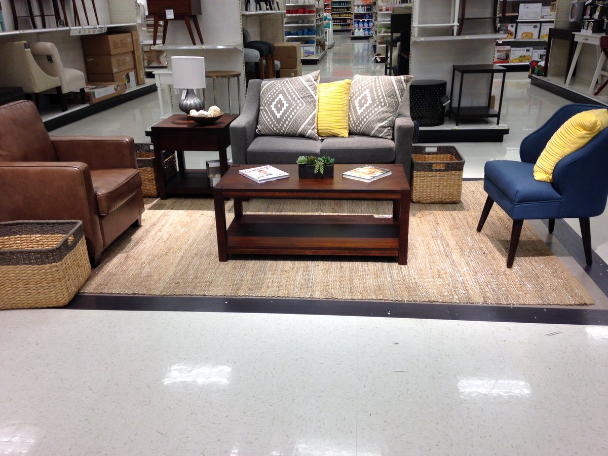 New Living area. <a href="/Tom_Troller/">Tom T</a> <a href="/HaleyTgt/">Haley Harrington</a> <a href="/SamanthaVMML/">Samantha Snow</a>