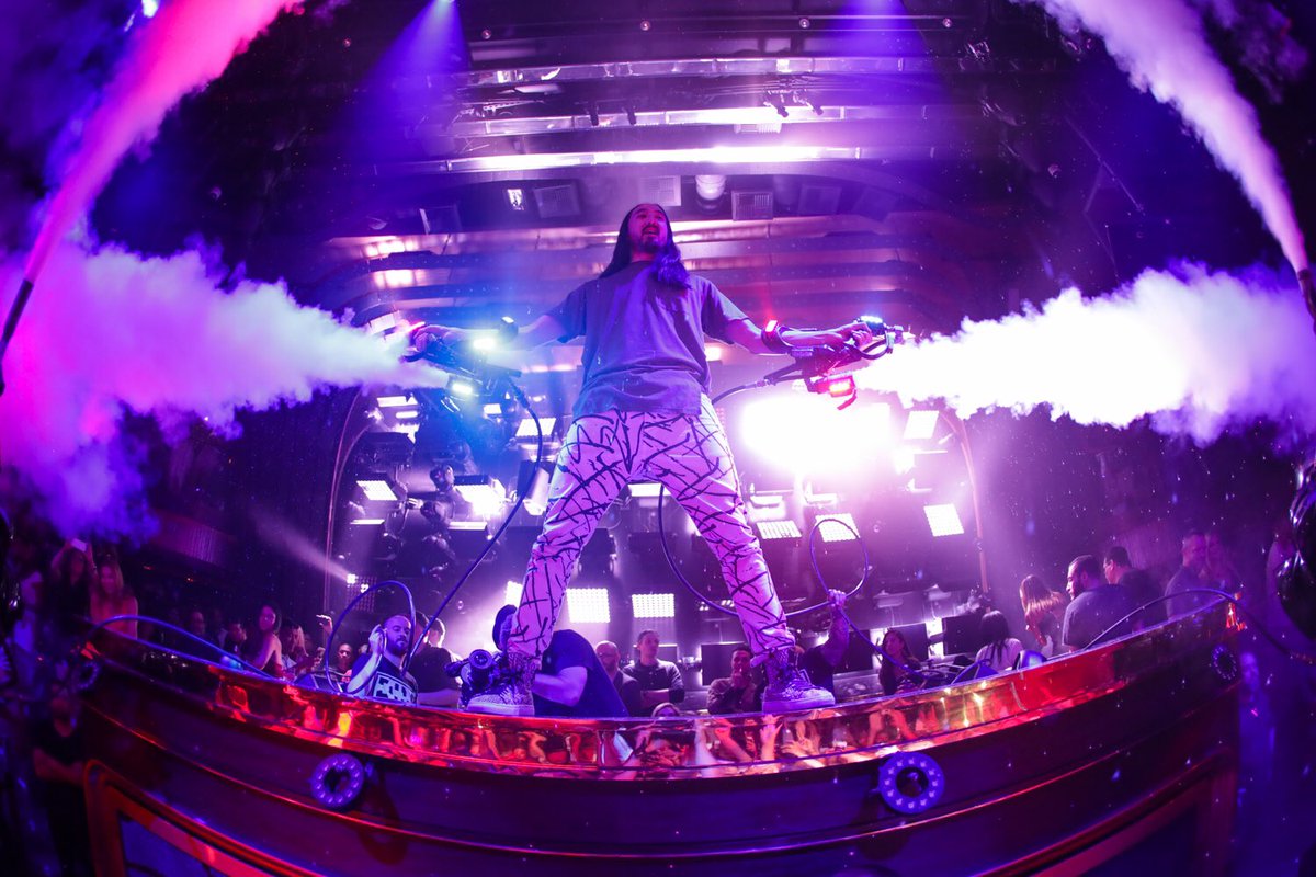 The only night you can see me during #EDCLasVegas is tonight at @jewellasvegas! Tickets: bit.ly/sa-16 https://t.co/rW4VvOg44h