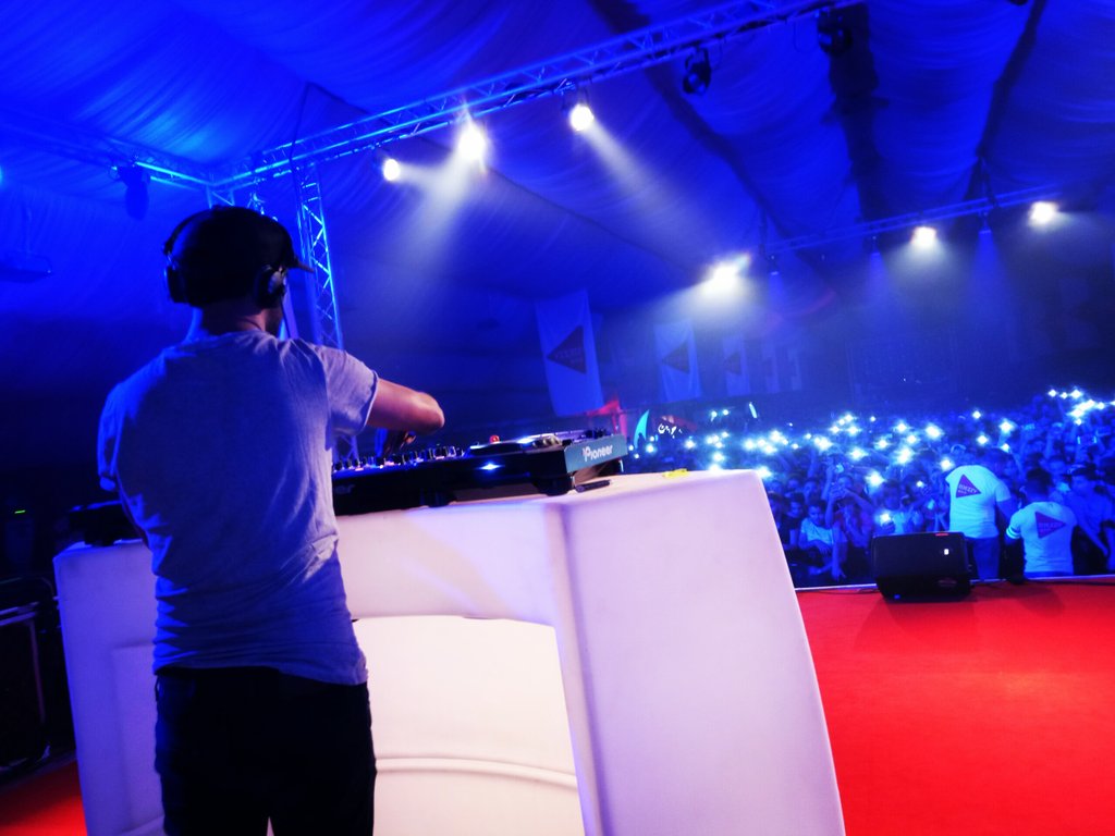 WellsoundDZ's tweet photo. #DjRone #WarmUp #WellsoundByDjezzy https://t.co/lYv6c8Cw2X