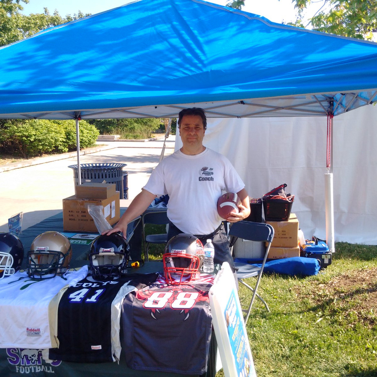JeffGignac's tweet photo. The @the_mwf is now open. Come on by and see me at the @MFL1971 booth and ask me how you can get a special prize. https://t.co/d3a7wPduwl