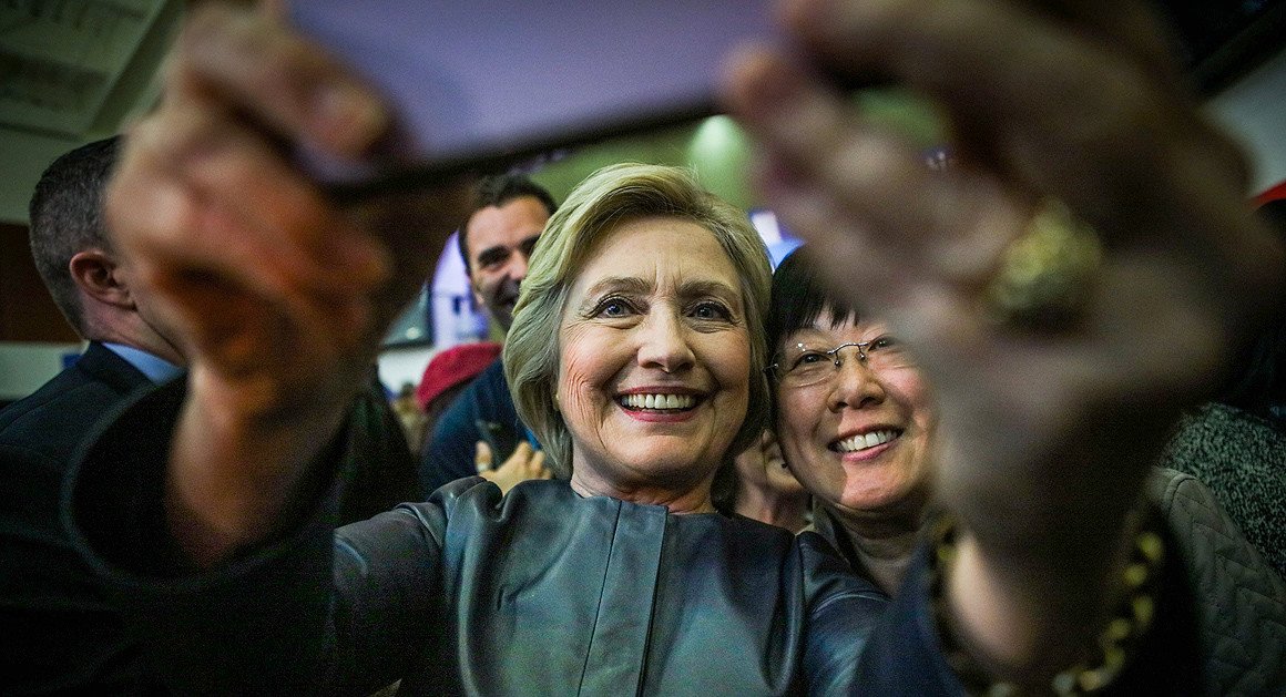 politico's tweet photo. . @HillaryClinton, taking a new posture on Twitter, snarks at Trump https://t.co/QYMBTykHrN | Getty https://t.co/kXUfvbdgPg