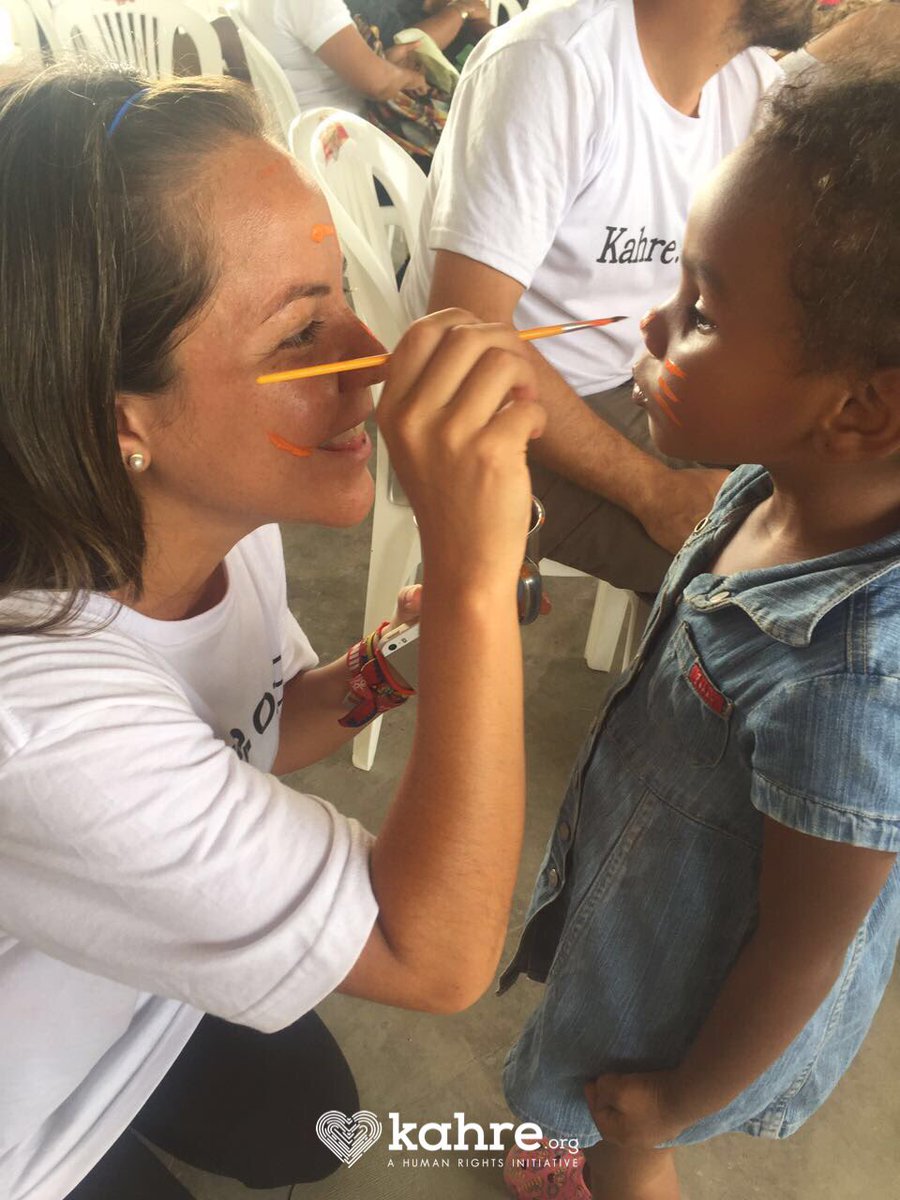 KAHRE_ORG's tweet photo. Junto a FFAA y MIES, celebramos el #DíaDelPadre en el Albergue San Vicente. #JuntosPodemos https://t.co/mArTkfsjTU