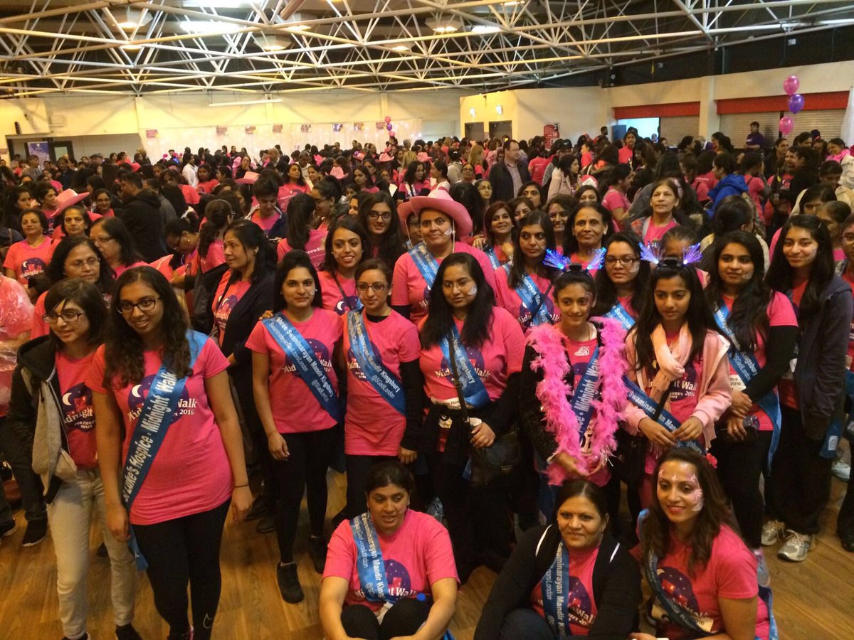 SGadiLondon's tweet photo. 80 walkers & 40 marshals from #KingsburyMandir participating in @SLHmidnightwalk #HarrowStepsUp #SwaminarayanGadi https://t.co/yKGil4xNJ2