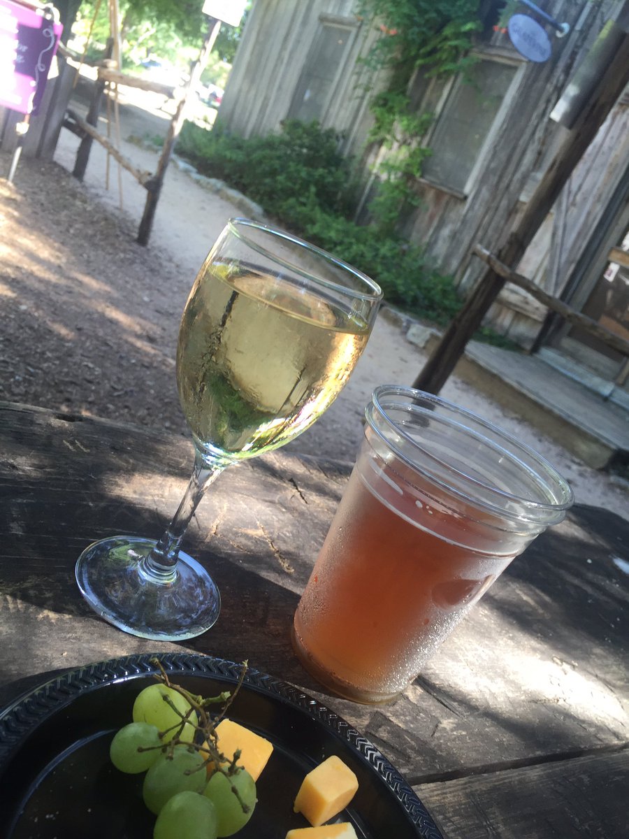 kreyhonslong's tweet photo. In Gruene with my hubby enjoying a relaxing Father's Day weekend. https://t.co/oAVCQCXAAD