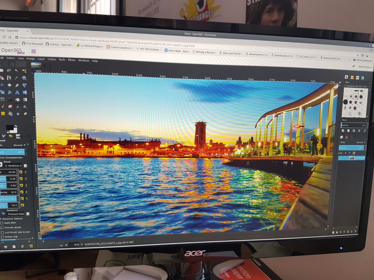 Open_365's tweet image. Our Jedi team make this possible. You can now edit pictures in #open365 using #gimp online! #opensource #eyeos.