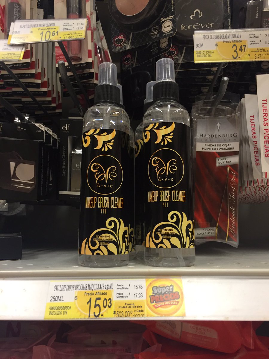 gabyvasquezec's tweet photo. Limpiabrochas de maquillaje GVC PRO .. Ya de venta en Supermaxi y Megamaxi en todo el Ecuador 😃💦 https://t.co/tPZj8CZEWB