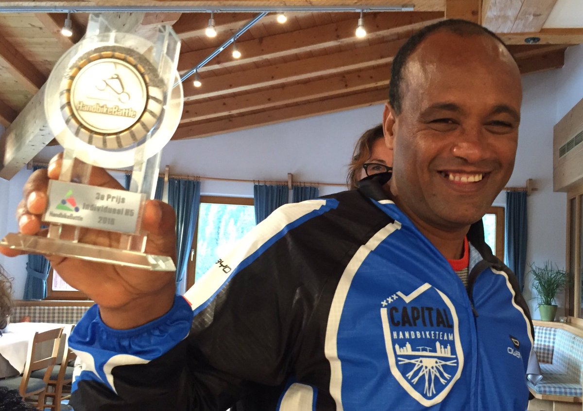 Na herberekening is Enkossa 3-de geworden in de H5 klasse!! @HandbikeBattle @CASA_Reade <a href="/Reade_020/">Reade Amsterdam</a> #3xbrons #trots