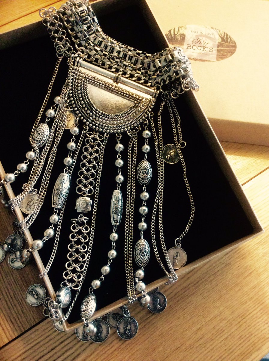 KayHeeley's tweet photo. @IvyRocksUK LOVE LOVE LOVE! Just bought....new jewellery for the new @KayHeeley Angel Couture September photoshoot. https://t.co/NLYnmEU6E1