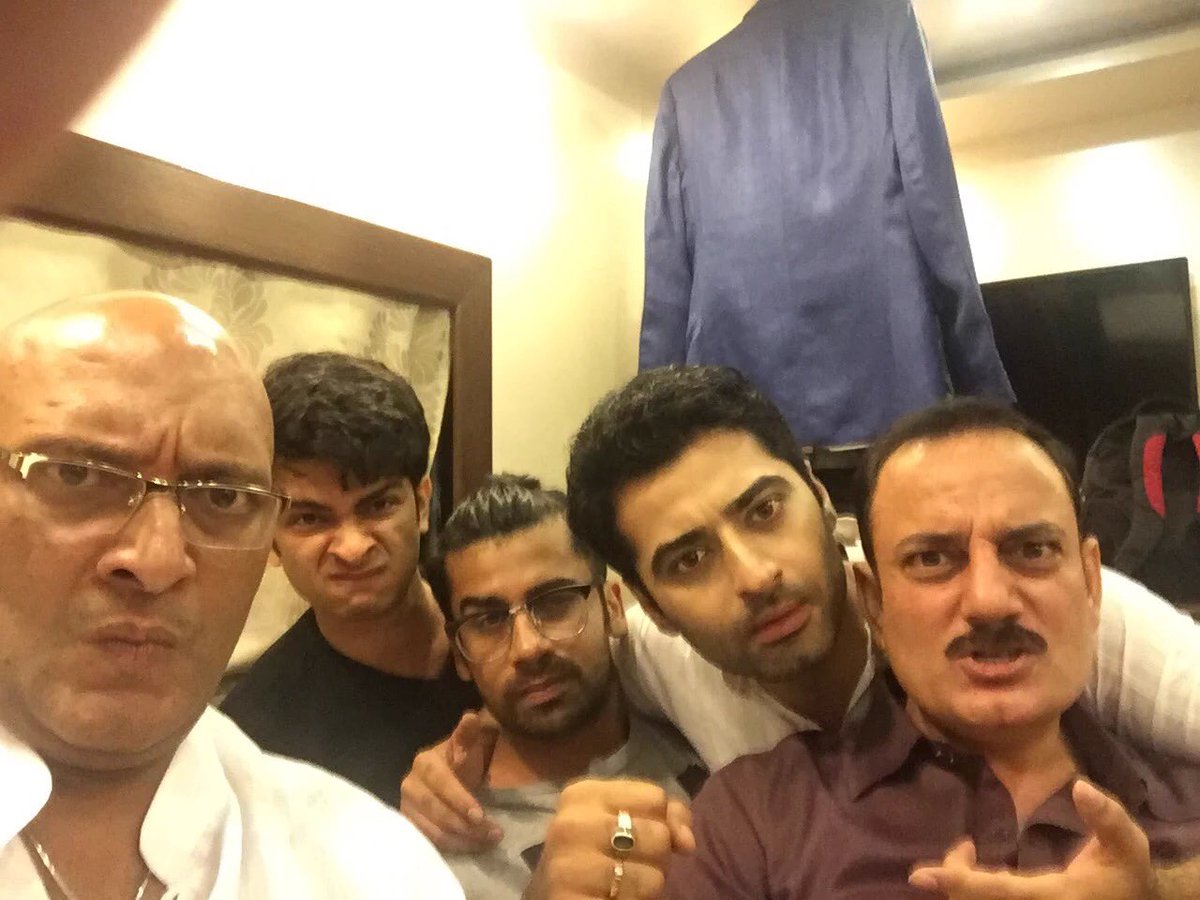 Harshad_AroraFC's tweet photo. Masti at the sets of Dahleez❤ https://t.co/eE1WTBWdQJ