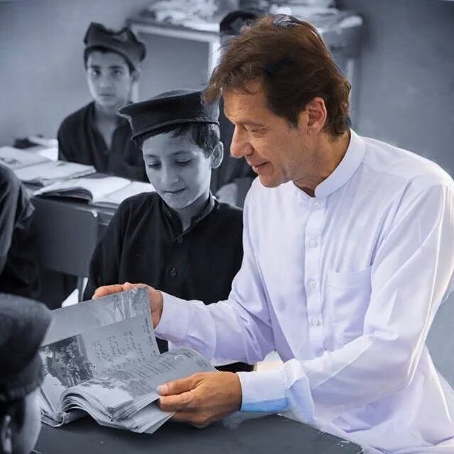 AMuneerPTI's tweet photo. #changewepromised
Ab 27•/•of kpk budget is alocated fr education to provide quality edu around kpk... @AtifKhanpti https://t.co/rPB6YfS3Ol