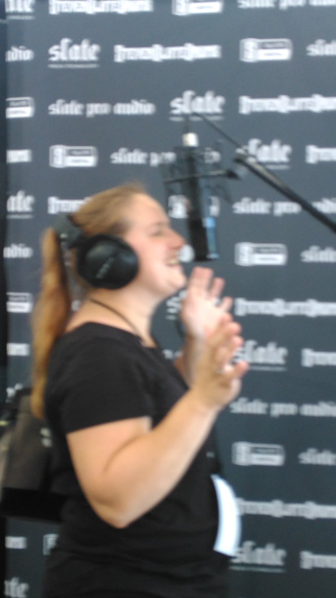 estepp79's tweet image. #slatevms #GearFest  singing along