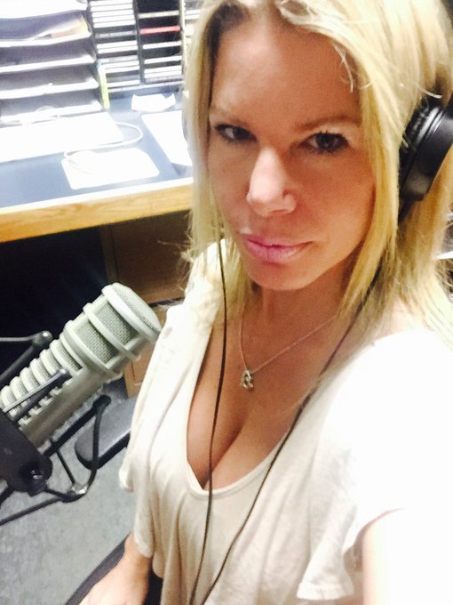 Great time @MorningBull97 and @HeatherMcDonald @heliumComedyBuf in Buffalo NY this am catch me Scores<a class="tags" target="_blank" title="On Twitter" href="/?out=eyJ0eXAiOiJKV1QiLCJhbGciOiJIUzUxMiJ9.eyJpYXQiOjE3MjQ5NjkwNDYsImlzcyI6InR3cG9ybnN0YXJzLmNvbSIsIm5iZiI6MTcyNDk2OTA0NiwiZXhwIjoxNzU2NTA1MDQ2LCJyZWRpcmVjdF91cmwiOiJodHRwczovL3R3aXR0ZXIuY29tL01vcm5pbmdCdWxsOTcifQ.N2jscMofvQqCUuVW0PEKrGkP0aiotmClk0yVjMPYIg_jxms8SRUKPbpf3abGZo0fQFq3EkN_iY0Tk5EWctkq4A">@MorningBull97</a><a class="tags" target="_blank" title="On Twitter" href="/?out=eyJ0eXAiOiJKV1QiLCJhbGciOiJIUzUxMiJ9.eyJpYXQiOjE3MjQ5NjkwNDYsImlzcyI6InR3cG9ybnN0YXJzLmNvbSIsIm5iZiI6MTcyNDk2OTA0NiwiZXhwIjoxNzU2NTA1MDQ2LCJyZWRpcmVjdF91cmwiOiJodHRwczovL3R3aXR0ZXIuY29tL0hlYXRoZXJNY0RvbmFsZCJ9.ziipWzOebgPDXX-a5m2miYW1ci4Gg1qUv8LZJYGTQDSfTC1ekn2kmKbaYxj01NE_exMTJV_rdYOuouTUzBzwgQ">@HeatherMcDonald</a><a href="/tag/feelingsexy"class="tags"><span>#feelingsexy</span></a><a href="/tag/daniellediamond"class="tags"><span>#daniellediamond</span></a>