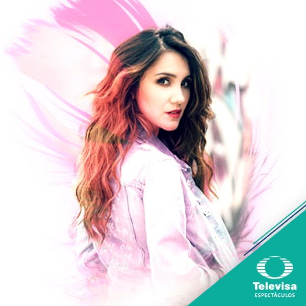 TvsEspectaculos's tweet photo. .@DulceMaria afirma que actualmente se siente contenta y entera dedicada a su carrera, su disco y su próxima gira. https://t.co/54DyPg8dYm
