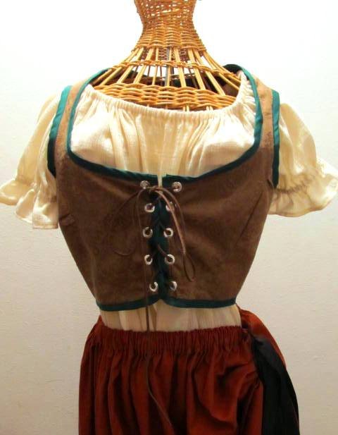 ssfdesigns's tweet photo. Renaissanc  Costume,Custom Order Costume,Made To Order ,Handmade R… https://t.co/salsT82j8X #SSFDesigns #CustomOrder https://t.co/P5Z8Zb5uBG