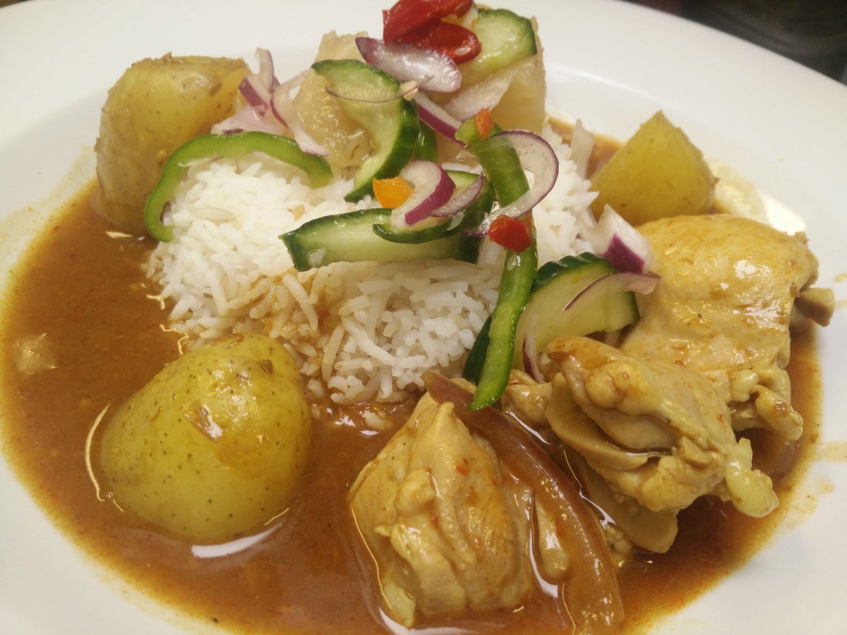 NasiLemak_MCR's tweet photo. That's it folks. End of service @regencyhgate. Thanks for the fantastic support today. 😃😍😄 #Harrogate https://t.co/dfFR86oiL0