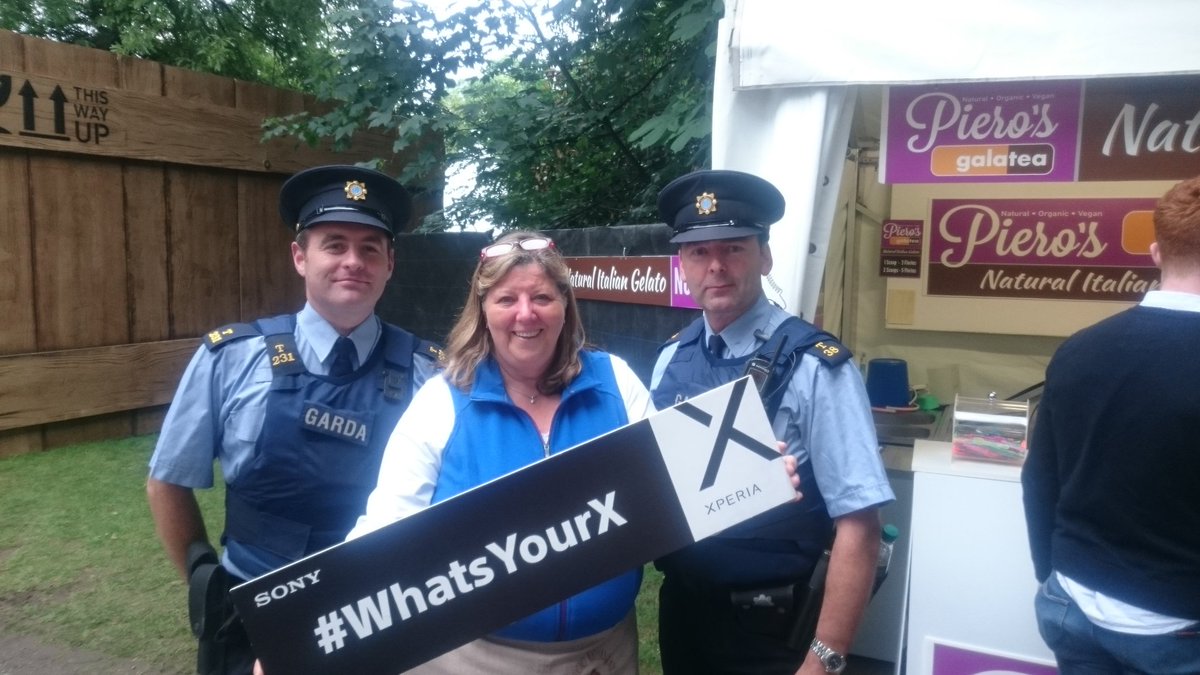rhona_o's tweet photo. I was almost in trouble at #tasteofdublin!!!   😀 #WhatsYourX  
💕 my @sonyxperia! https://t.co/lEN1xQ5Vwm