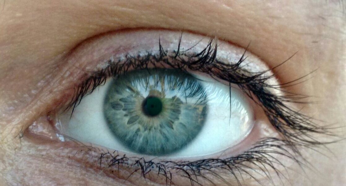 rumysinmas91's tweet photo. La mirada cuenta aquello que los labios calla. https://t.co/RlOxNwtiBl