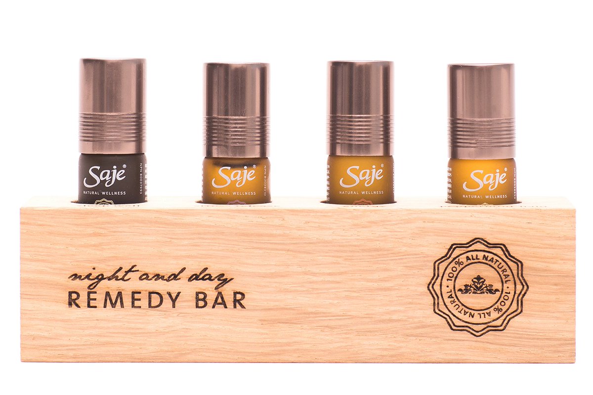 _fashionsavage's tweet photo. #TGIF! You probably want to grab one of these on your way home... https://t.co/Q2u5i0Ztl0 #SajeEssentials https://t.co/i0EfN2az16