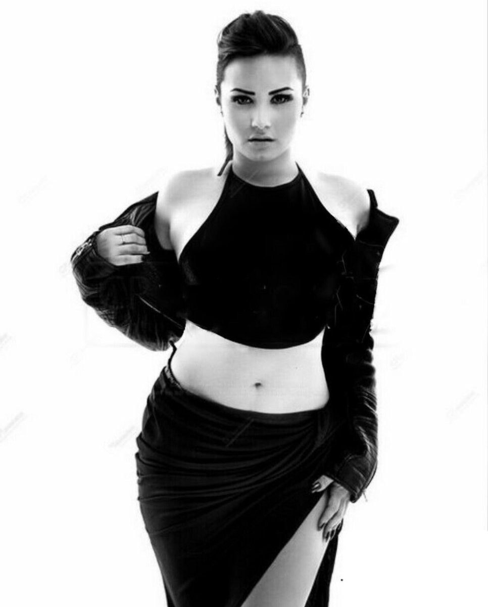 DemiFantasia's tweet photo. Retweet to vote

My #TeenChoice for #ChoiceSummerMusicFemale is @ddlovato https://t.co/BhzdhVIgQB