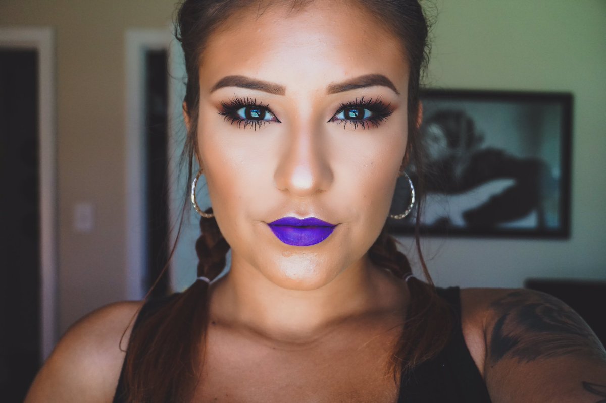 bc_makeup tweet picture
