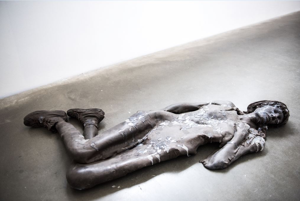 “I often force myself to deal with topics that make me uncomfortable.” #AndraUrsuta bit.ly/24xRqMI